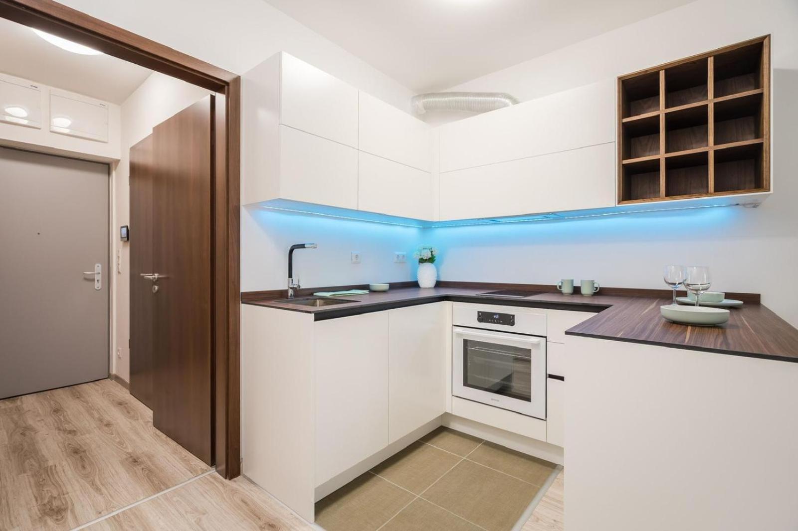 Comfort Court Apartment - Free Parking, Balcony Budapest Eksteriør billede